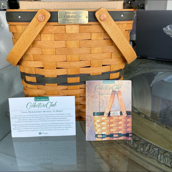 Longaberger Collector’s Club Charter Member Basket - Picture 1 of 8